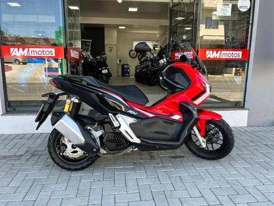 HONDA ADV 